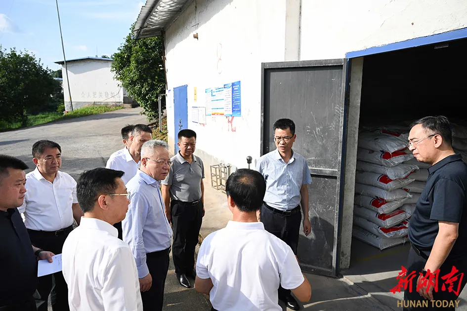 Am 15. Juni: Shen Xiaomings unangekündigte Inspektion der Sicherheitsproduktion von Roh- und Hilfsstoffen für Feuerwerkskörper in Liuyang.png